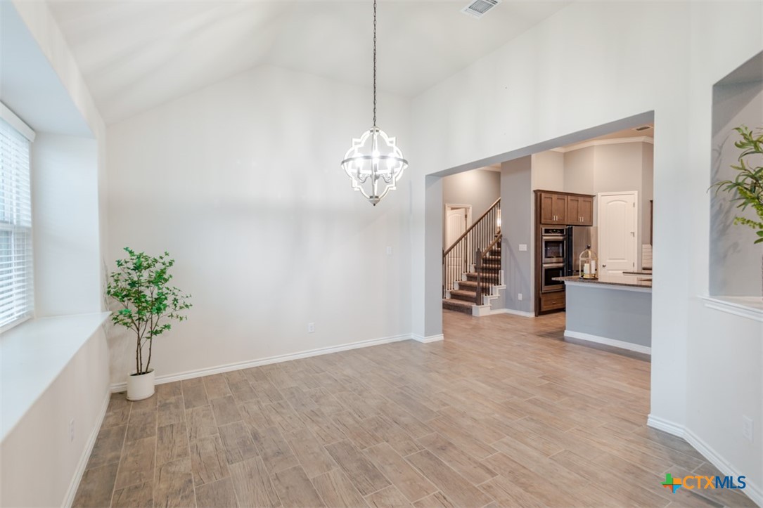 Killeen, Texas, 76542, United States, 5 Bedrooms Bedrooms, ,4 BathroomsBathrooms,Residential,For Sale,1988251