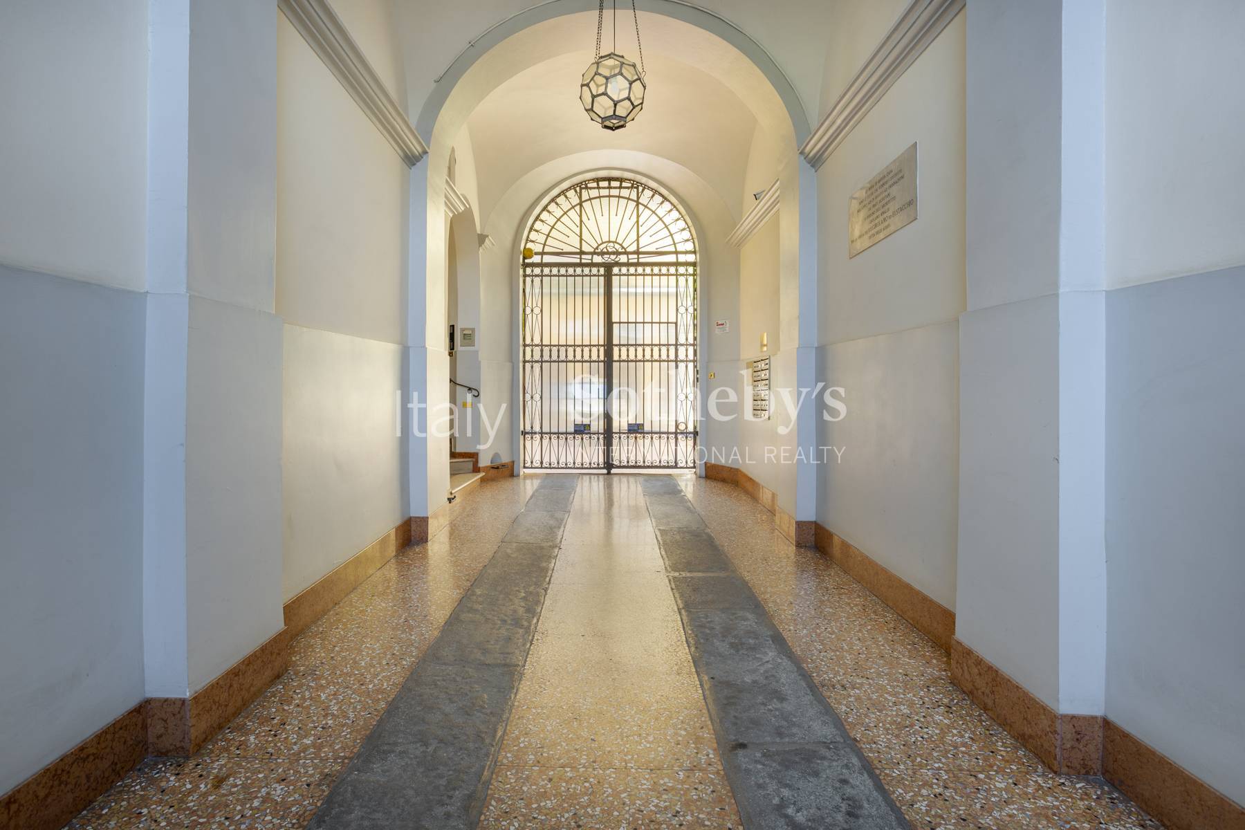  Apartment with spacious terrace in Via San Mamolo - 物件實景