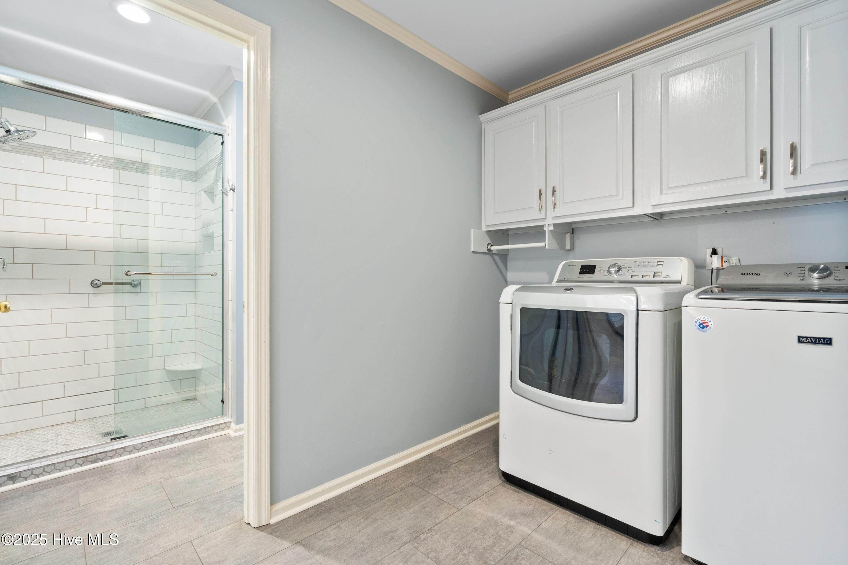 Wilmington, North Carolina, 28409, United States, 4 Bedrooms Bedrooms, ,3 BathroomsBathrooms,Residential,For Sale,1967637