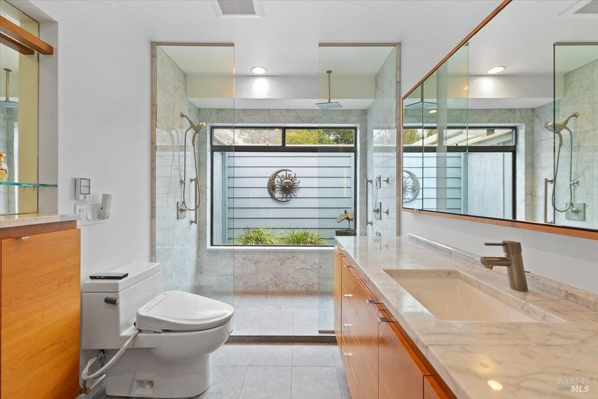 Santa Rosa, California, 95409, United States, 3 Bedrooms Bedrooms, ,2 BathroomsBathrooms,Residential,For Sale,2006372