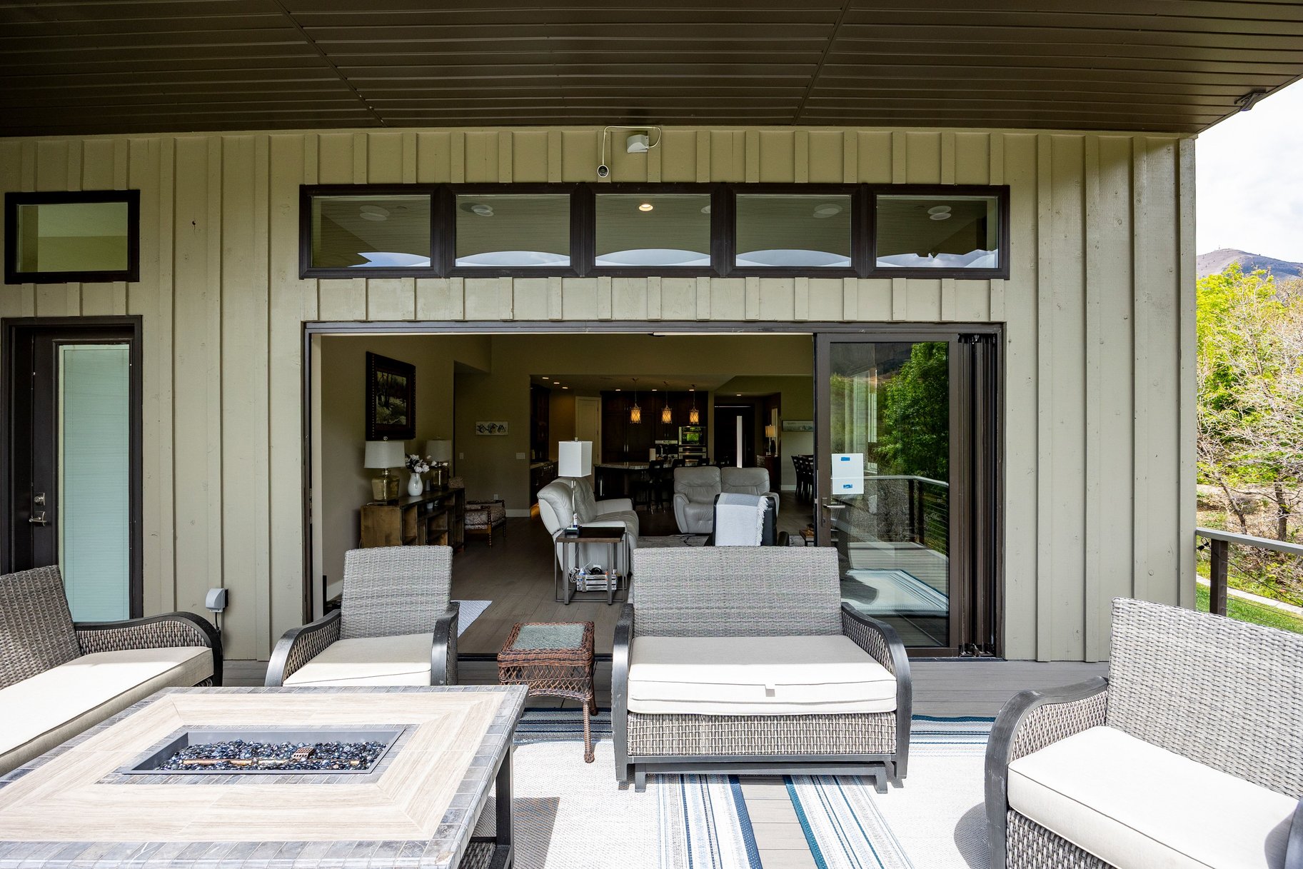  Mountain Contemporary Masterpiece with Panoramic Summit Creek Views - 物件實景