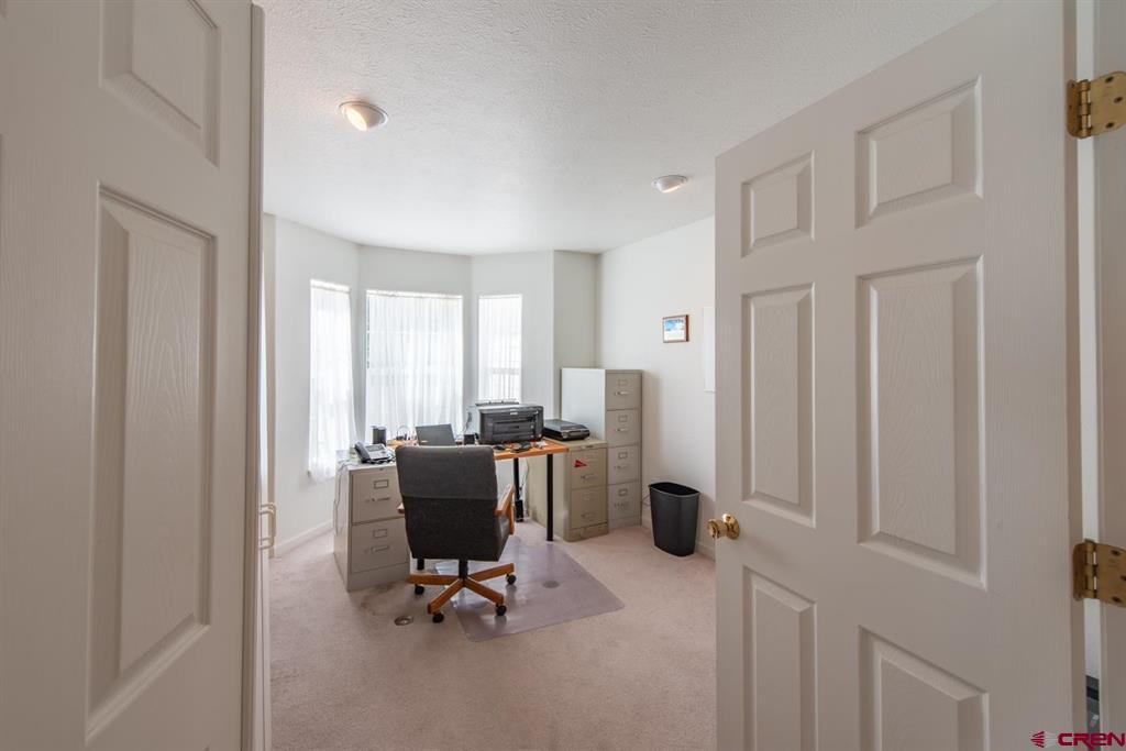 Montrose, Colorado, 81403, United States, 3 Bedrooms Bedrooms, ,2 BathroomsBathrooms,Residential,For Sale,1982789