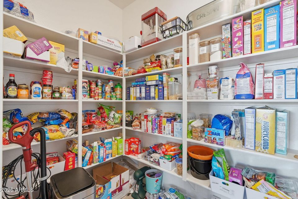 Queen Creek, Arizona, 85142, United States, 3 Bedrooms Bedrooms, ,3 BathroomsBathrooms,Residential,For Sale,2006061