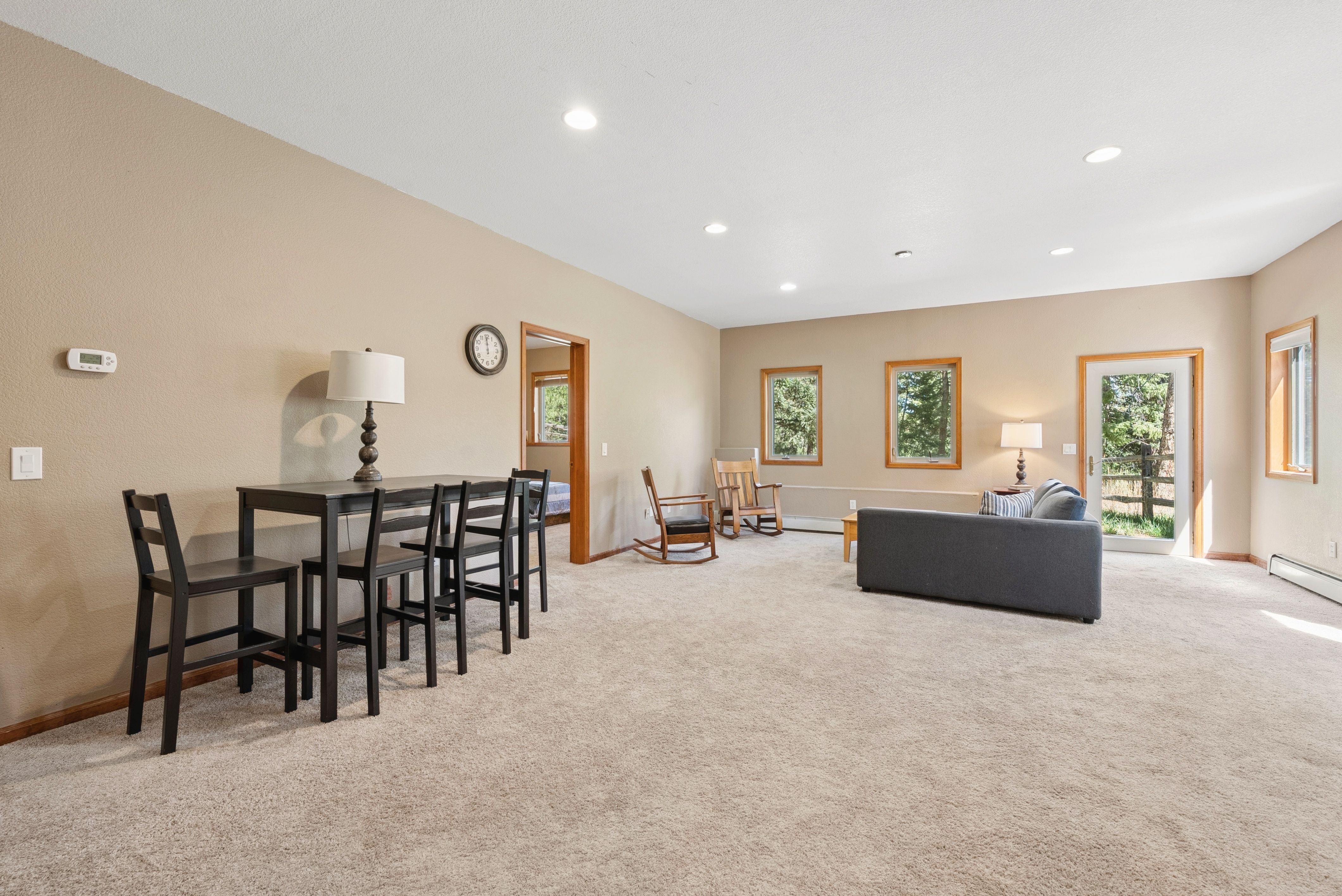  Comfort, Versatility & Evergreen Living - 物件實景