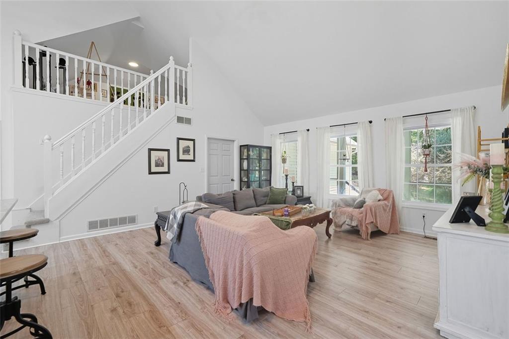 Douglasville, Georgia, 30135, United States, 3 Bedrooms Bedrooms, ,2 BathroomsBathrooms,Residential,For Sale,1947775