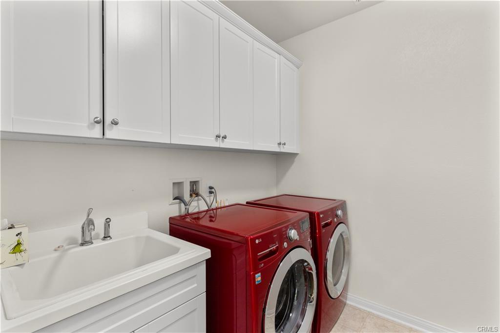 Stanton, California, 90680, United States, 4 Bedrooms Bedrooms, ,3 BathroomsBathrooms,Residential,For Sale,1943899