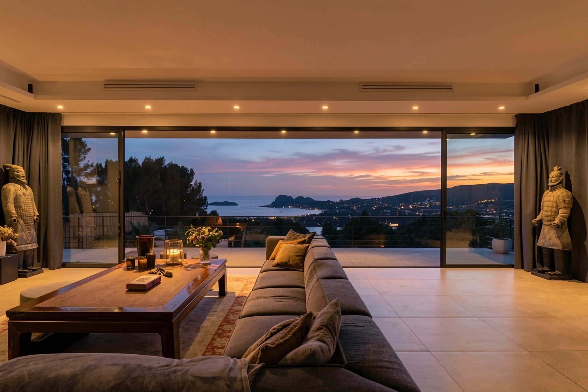  Ceyreste – Contemporary Villa with Exceptional Sea View, Expansive Garden - 物件實景