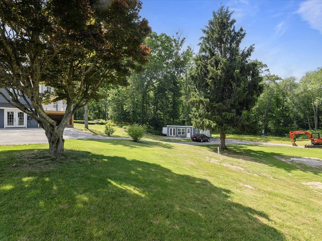 Westerly, Rhode Island, 02891, United States, 5 Bedrooms Bedrooms, ,4 BathroomsBathrooms,Residential,For Sale,1906613