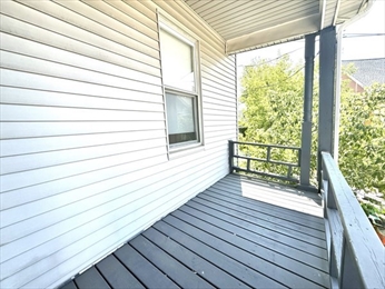 Malden, Massachusetts, 02148, United States, 7 Bedrooms Bedrooms, ,3 BathroomsBathrooms,Residential,For Sale,1919106