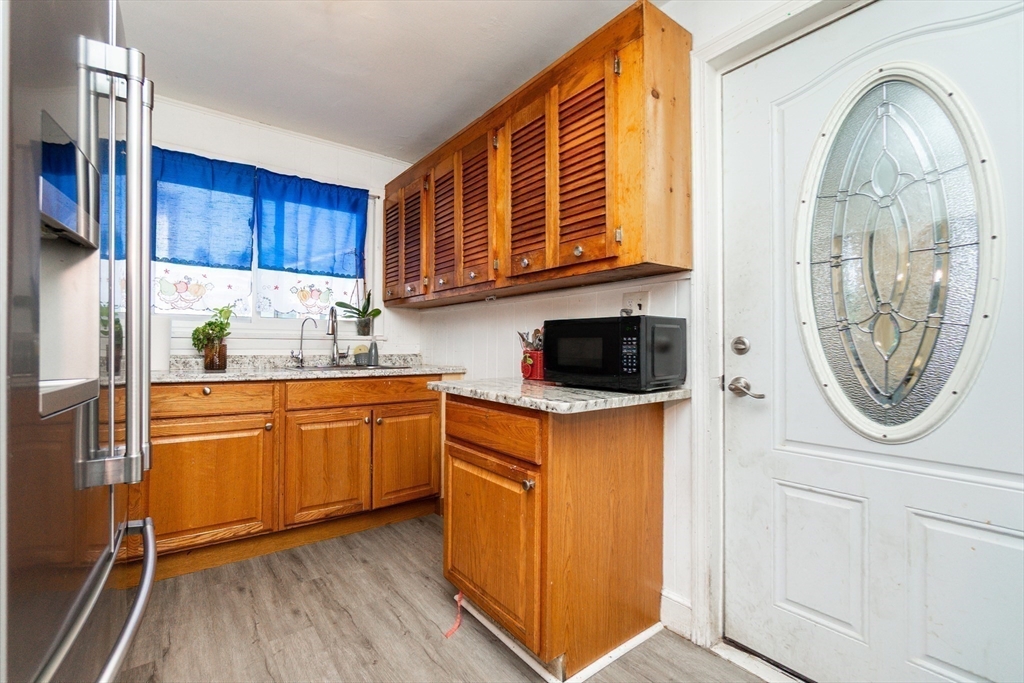 Revere, Massachusetts, 02151, United States, 3 Bedrooms Bedrooms, ,2 BathroomsBathrooms,Residential,For Sale,1942979