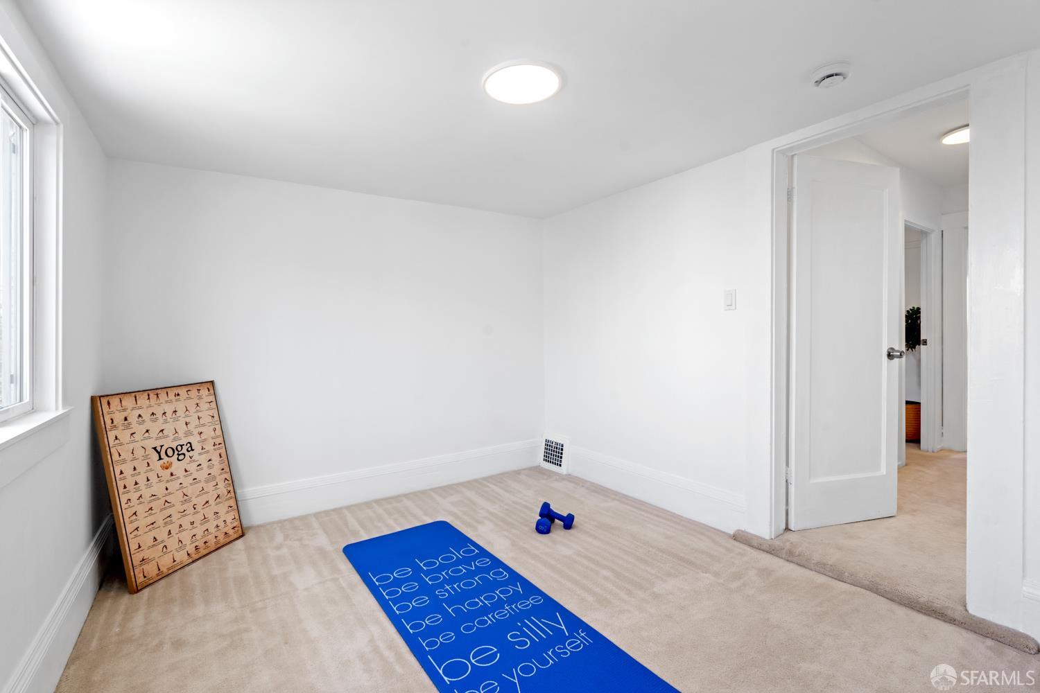 San Francisco, California, 94112, United States, 2 Bedrooms Bedrooms, ,3 BathroomsBathrooms,Residential,For Sale,1933594
