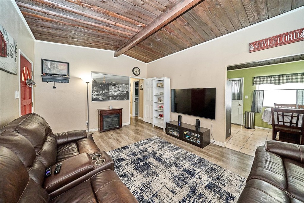 Azusa, California, 91702, United States, 4 Bedrooms Bedrooms, ,2 BathroomsBathrooms,Residential,For Sale,2017247