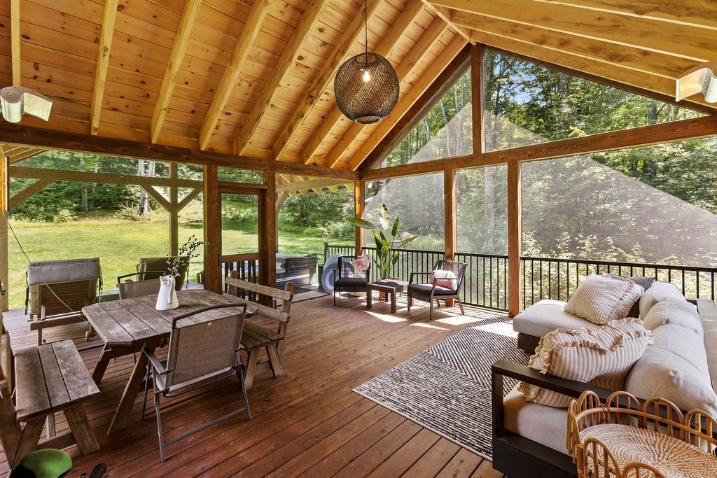 New Kingston, New York, 12459, United States, 3 Bedrooms Bedrooms, ,2 BathroomsBathrooms,Residential,For Sale,1907785
