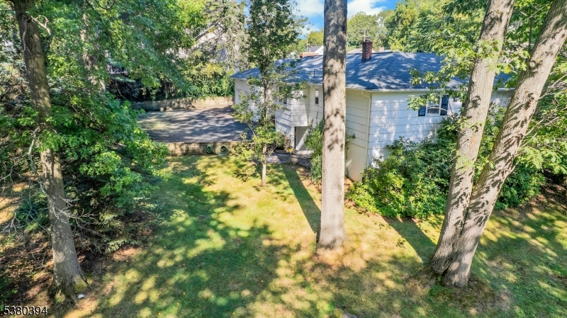 Springfield Twp., New Jersey, 07081, United States, 3 Bedrooms Bedrooms, ,3 BathroomsBathrooms,Residential,For Sale,1924750