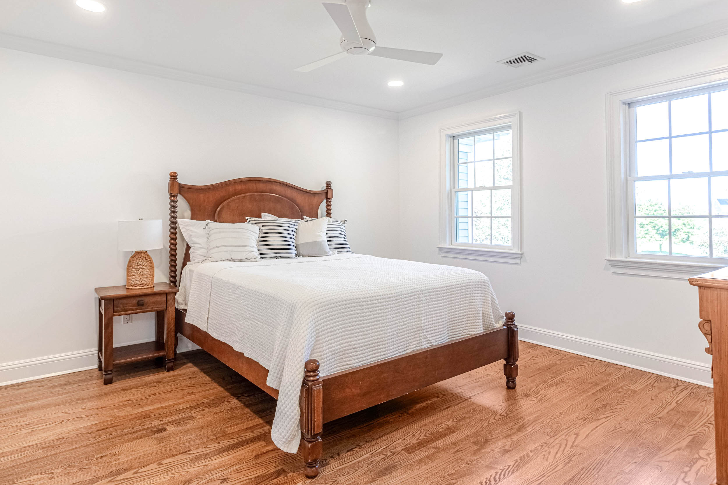  350 Laurel Way, Laurel, NY 11948 - 物件實景