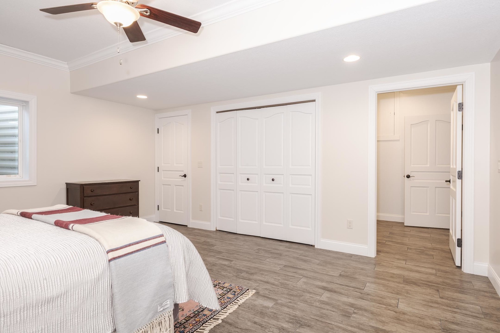 Hudson, Illinois, 61748, United States, 3 Bedrooms Bedrooms, ,5 BathroomsBathrooms,Residential,For Sale,1987913