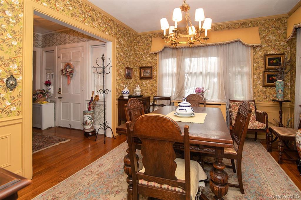 Beechhurst, New York, 11357, United States, 4 Bedrooms Bedrooms, ,1 BathroomBathrooms,Residential,For Sale,1973766