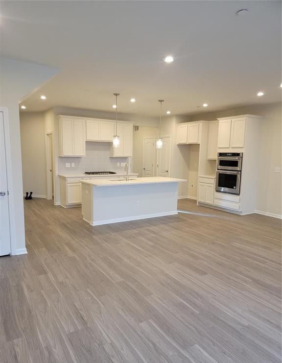 Rochester, Michigan, 48307, United States, 3 Bedrooms Bedrooms, ,3 BathroomsBathrooms,Residential,For Sale,1983938