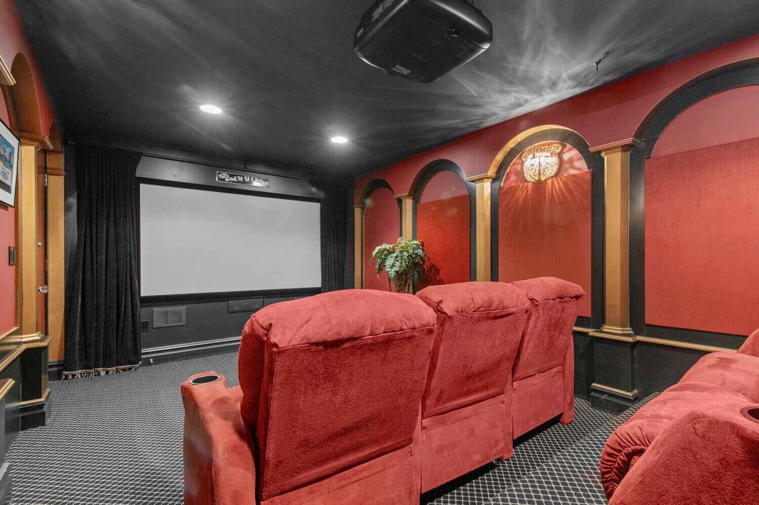 Northville, Michigan, 48167, United States, 4 Bedrooms Bedrooms, ,7 BathroomsBathrooms,Residential,For Sale,1991928