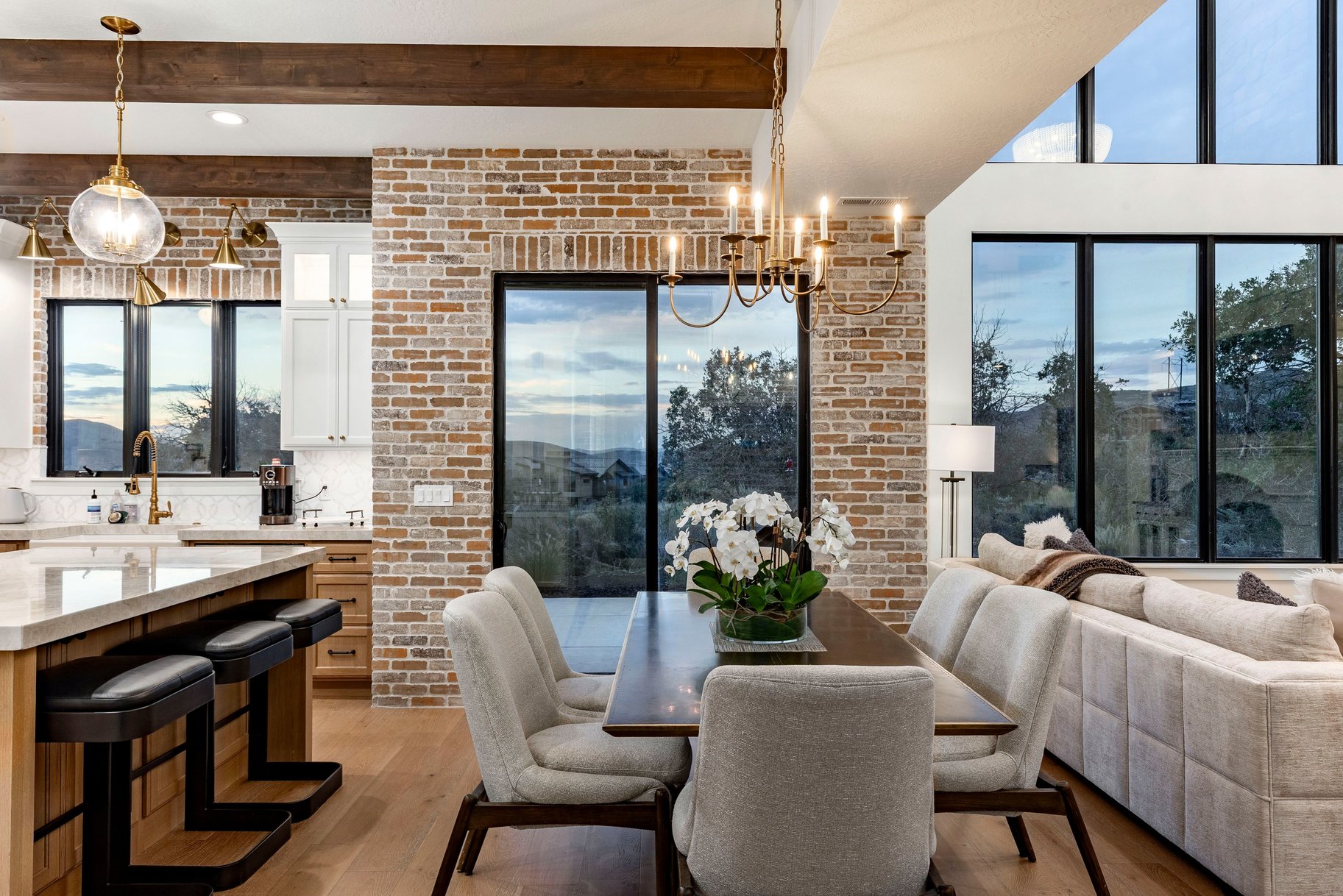 Stunning Custom Home in the Coveted Hideout Canyon Community - 物件實景