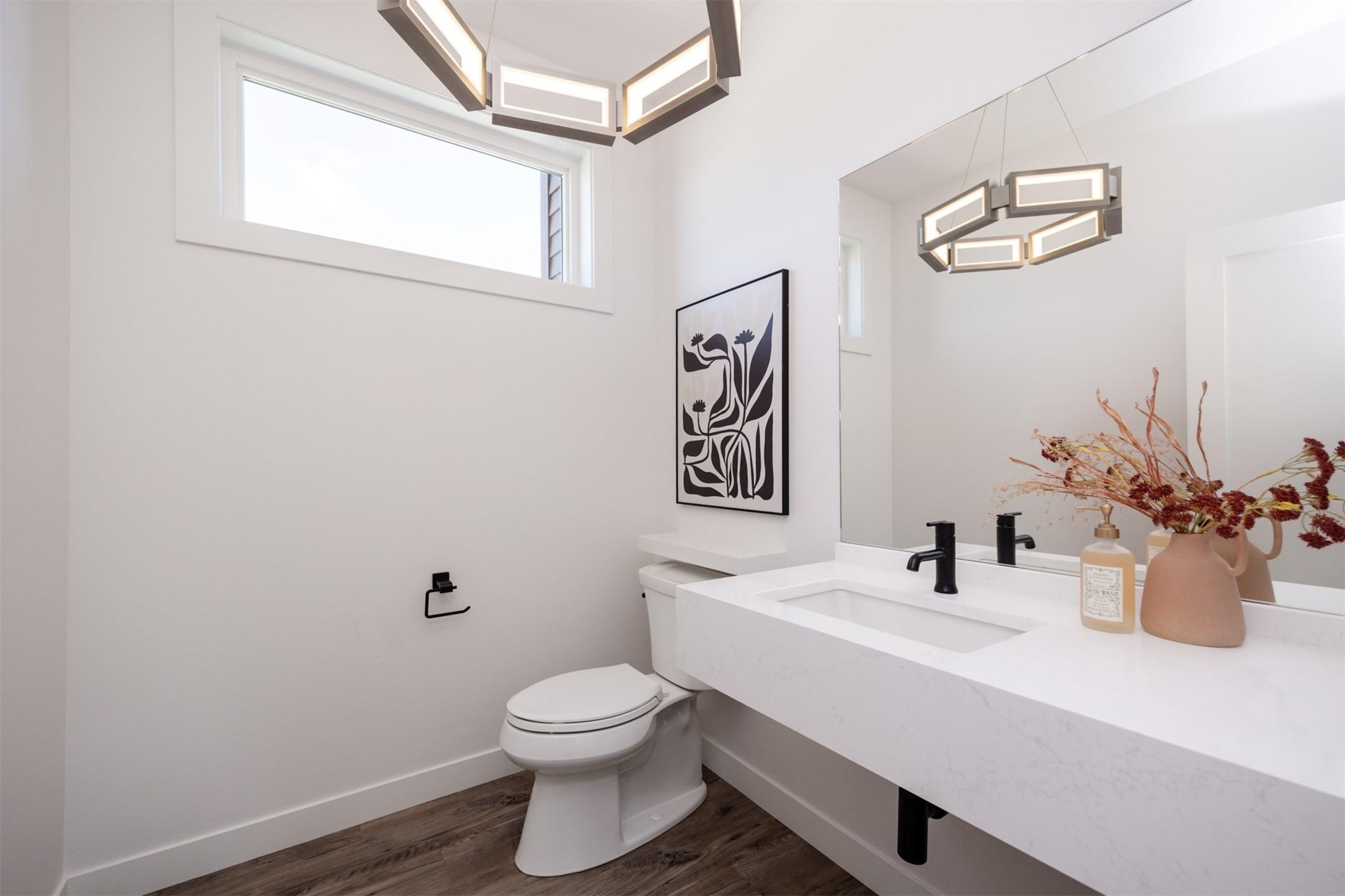 West Des Moines, Iowa, 50266, United States, 4 Bedrooms Bedrooms, ,4 BathroomsBathrooms,Residential,For Sale,1873469