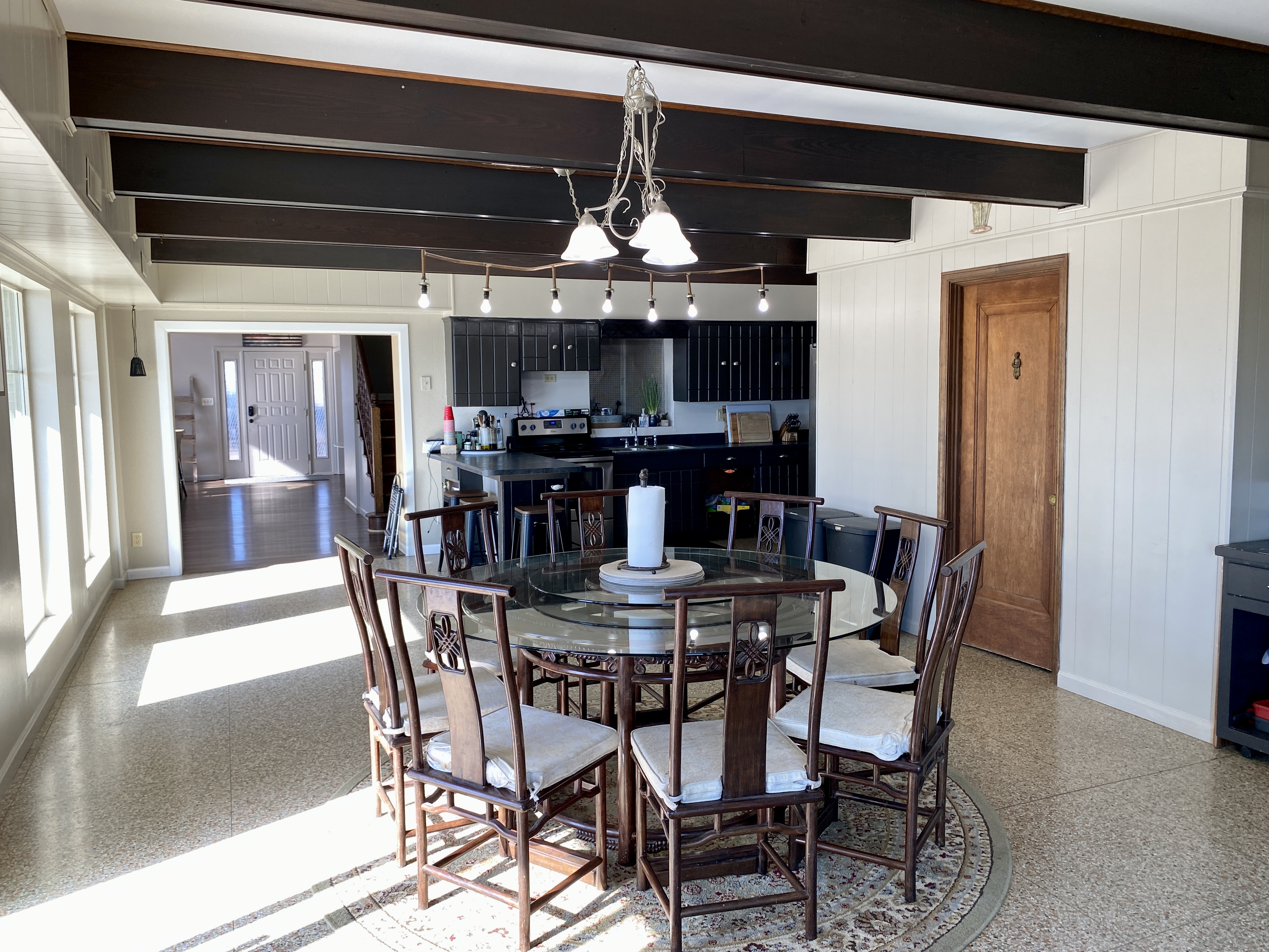 Ozone, Arkansas, 72854, United States, 5 Bedrooms Bedrooms, ,4 BathroomsBathrooms,Residential,For Sale,1943297