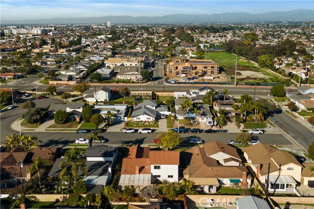 Huntington Beach, California, 92646, United States, 4 Bedrooms Bedrooms, ,3 BathroomsBathrooms,Residential,For Sale,2006159