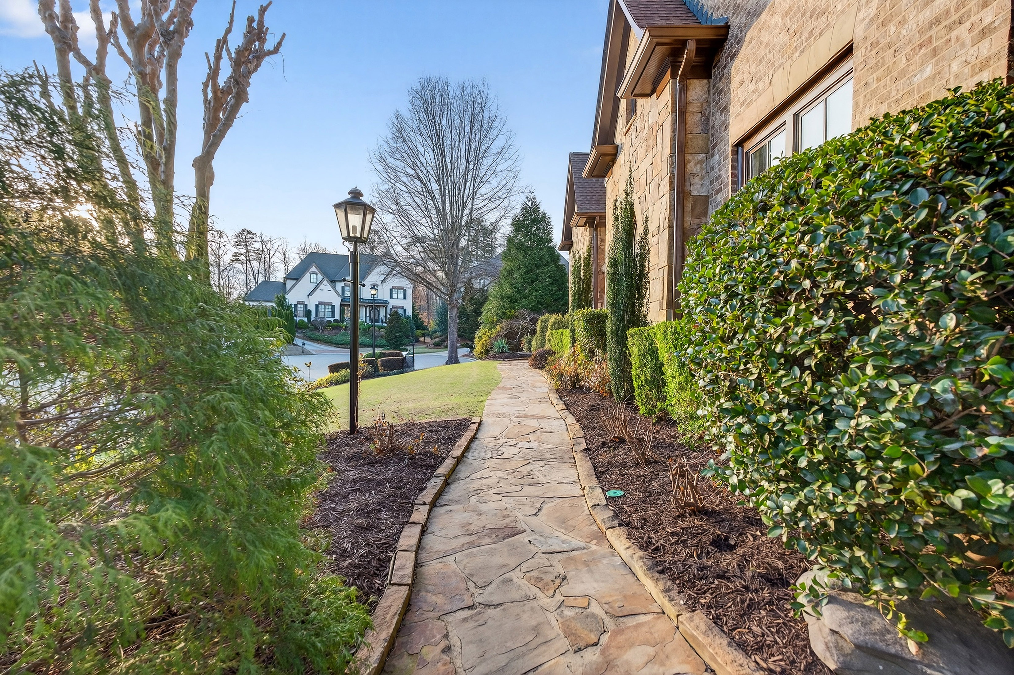  Elegant Home Offering Luxury, Functionality, and Privacy - 物件實景