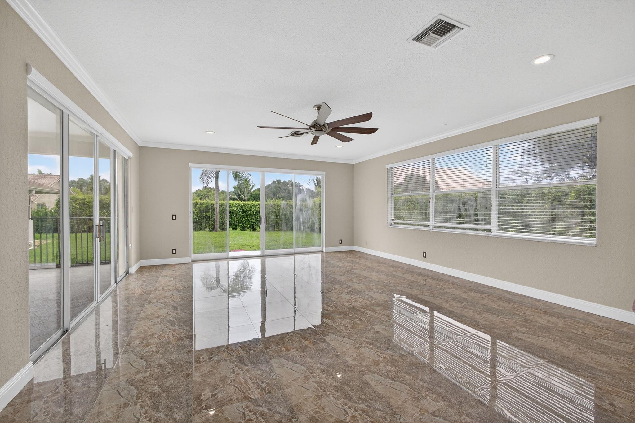 Wellington, Florida, 33414, United States, 5 Bedrooms Bedrooms, ,4 BathroomsBathrooms,Residential,For Sale,1978857