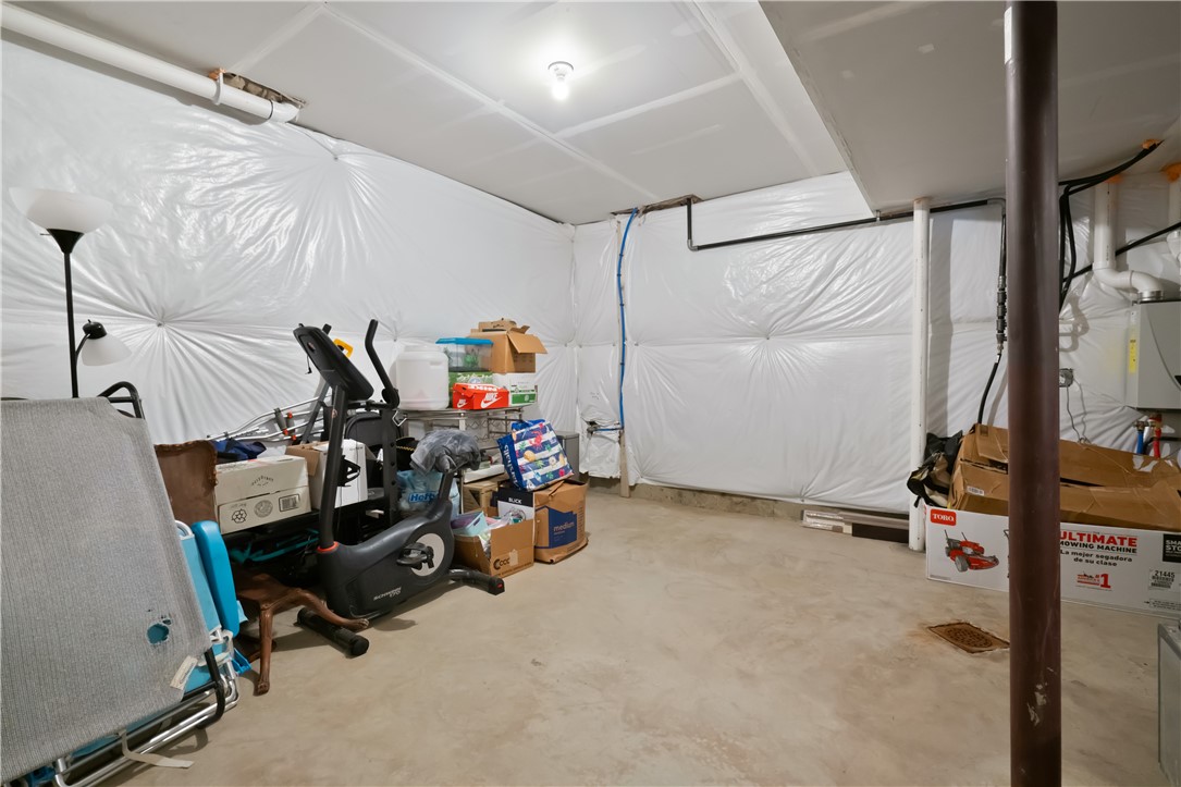 North Strabane, Pennsylvania, 15330, United States, 4 Bedrooms Bedrooms, ,4 BathroomsBathrooms,Residential,For Sale,1940501