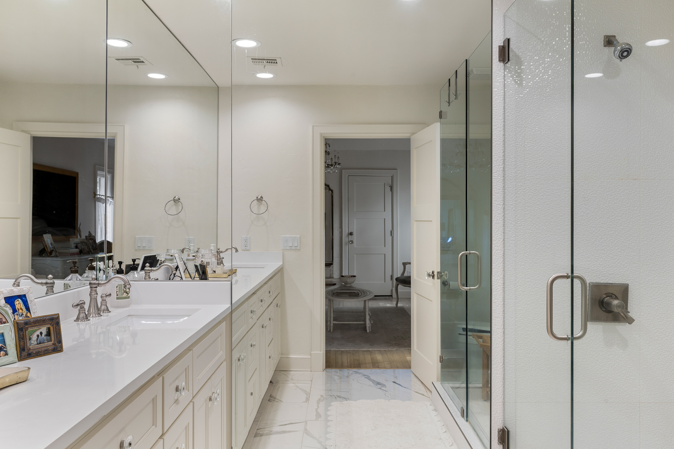  1122 Larchmont Lane, Nichols Hills, OK 73116 - 物件實景