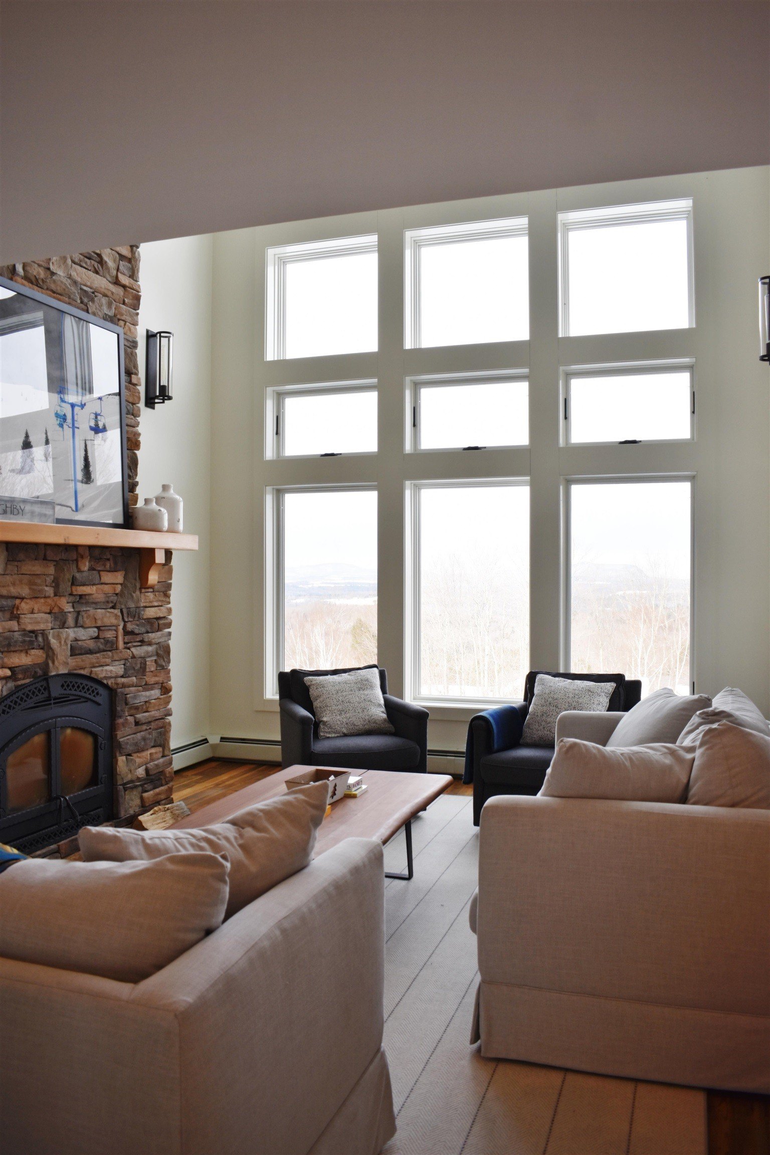 Burke, Vermont, 05832, United States, 4 Bedrooms Bedrooms, ,4 BathroomsBathrooms,Residential,For Sale,2005609