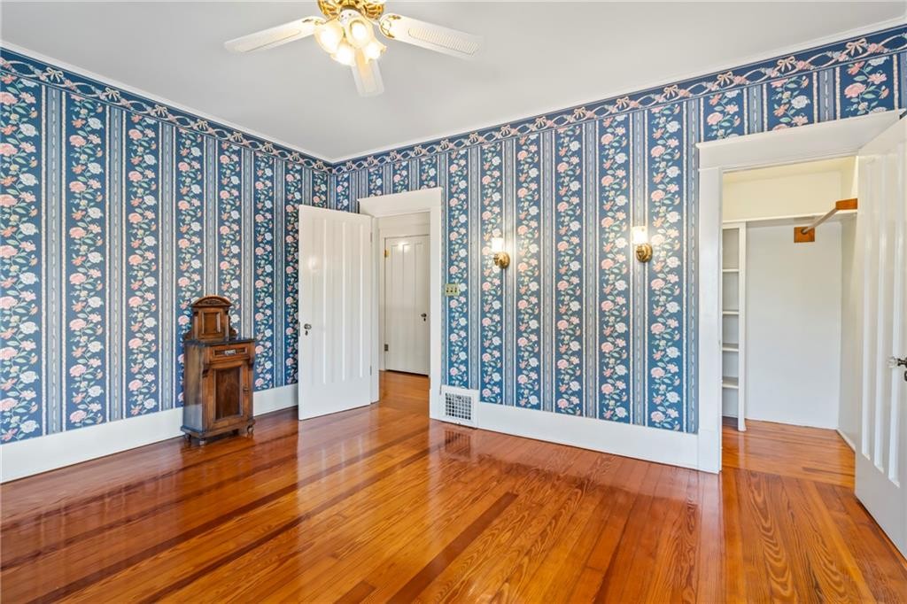 Siloam Springs, Arkansas, 72761, United States, 5 Bedrooms Bedrooms, ,3 BathroomsBathrooms,Residential,For Sale,1984286