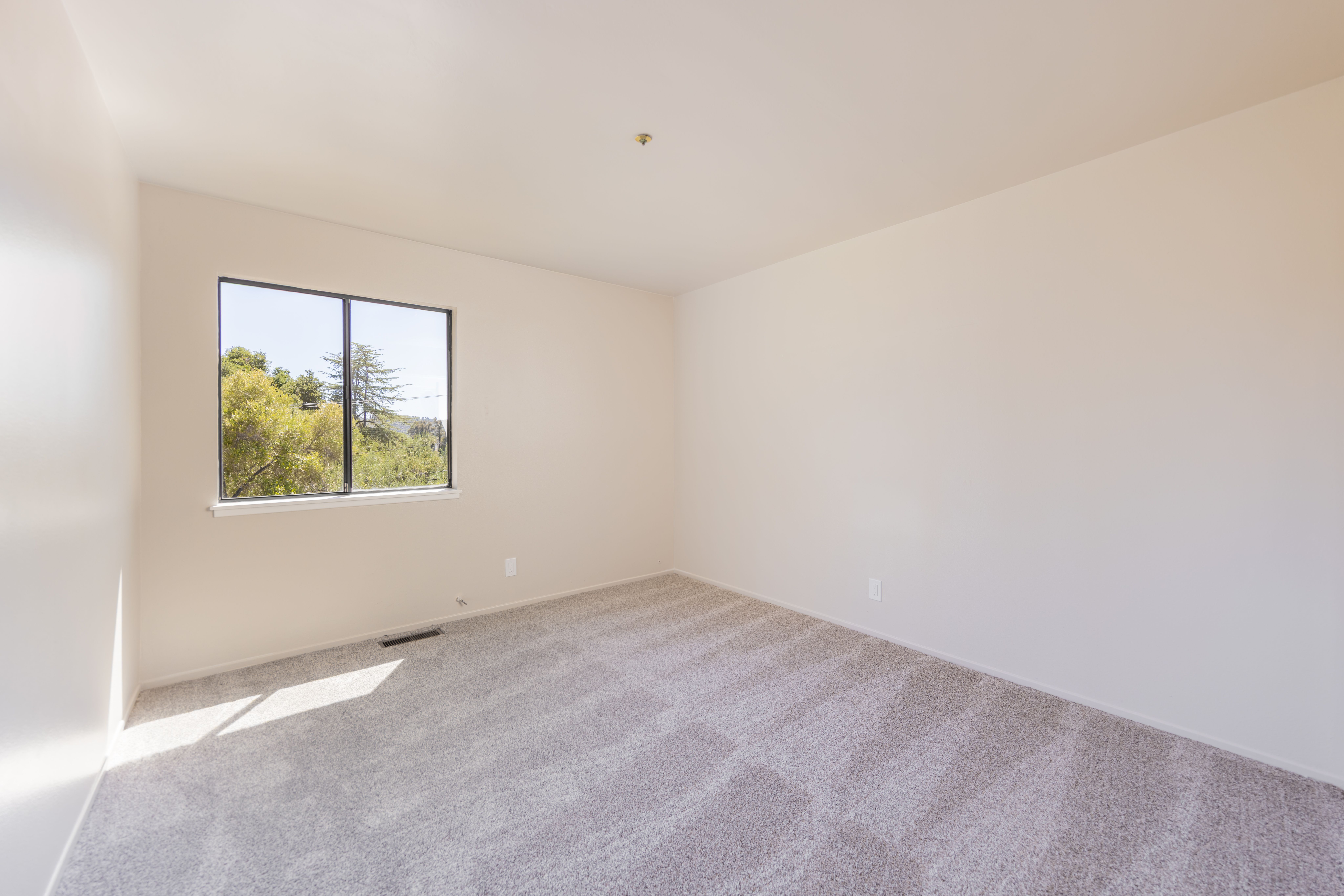  1008 Country Club Drive, Ojai, CA 93023 - 物件實景