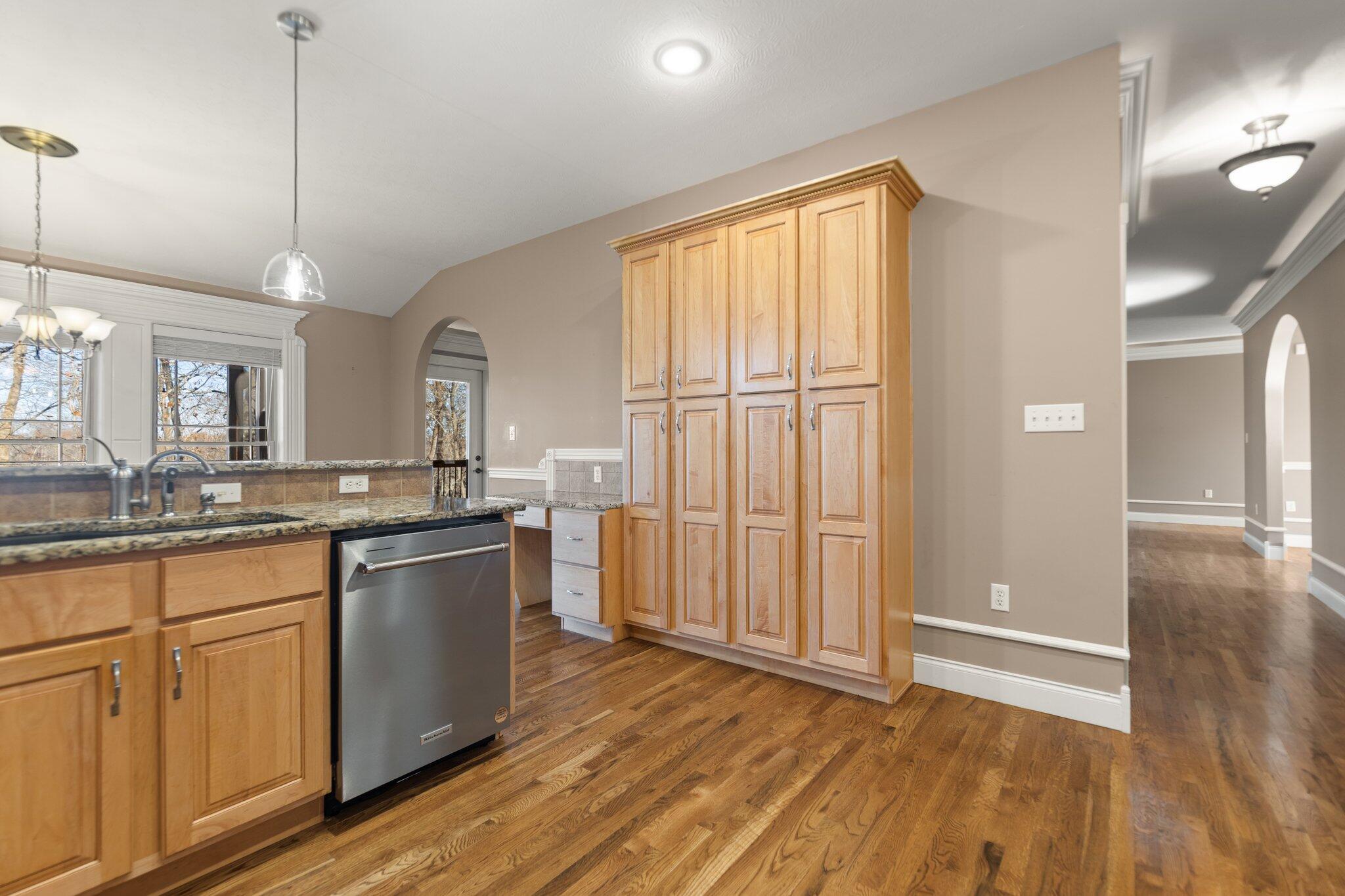 Monticello, Kentucky, 42633, United States, 4 Bedrooms Bedrooms, ,3 BathroomsBathrooms,Residential,For Sale,1691685