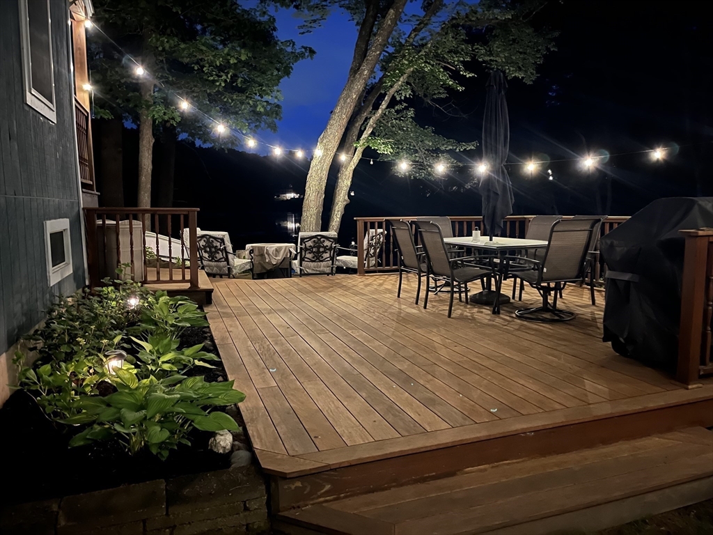 Middleton, Massachusetts, 01949, United States, 3 Bedrooms Bedrooms, ,1 BathroomBathrooms,Residential,For Sale,1982114