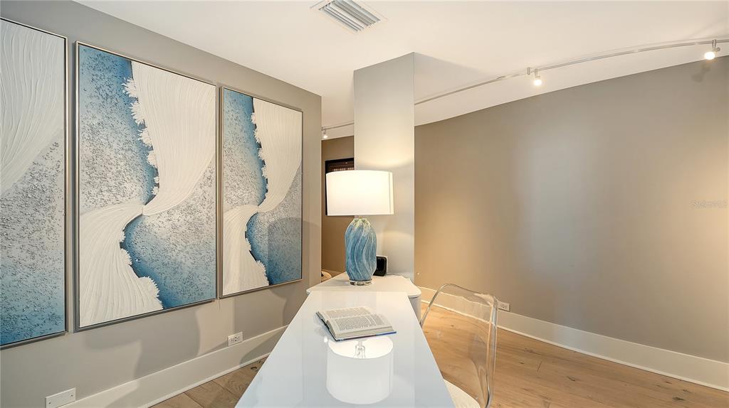 Sarasota, Florida, 34236, United States, 3 Bedrooms Bedrooms, ,4 BathroomsBathrooms,Residential,For Sale,1996968