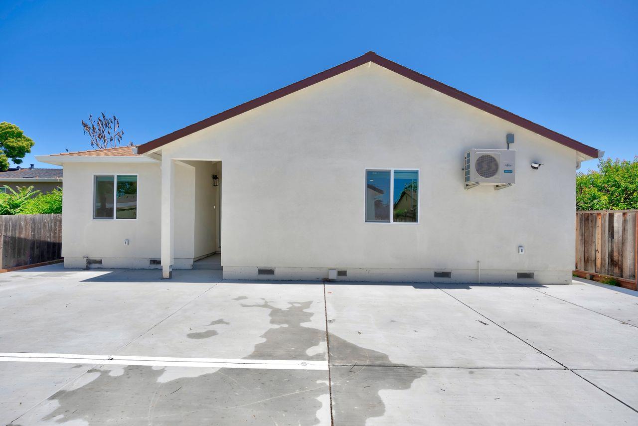 San Jose, California, 95116, United States, 8 Bedrooms Bedrooms, ,4 BathroomsBathrooms,Residential,For Sale,1836715