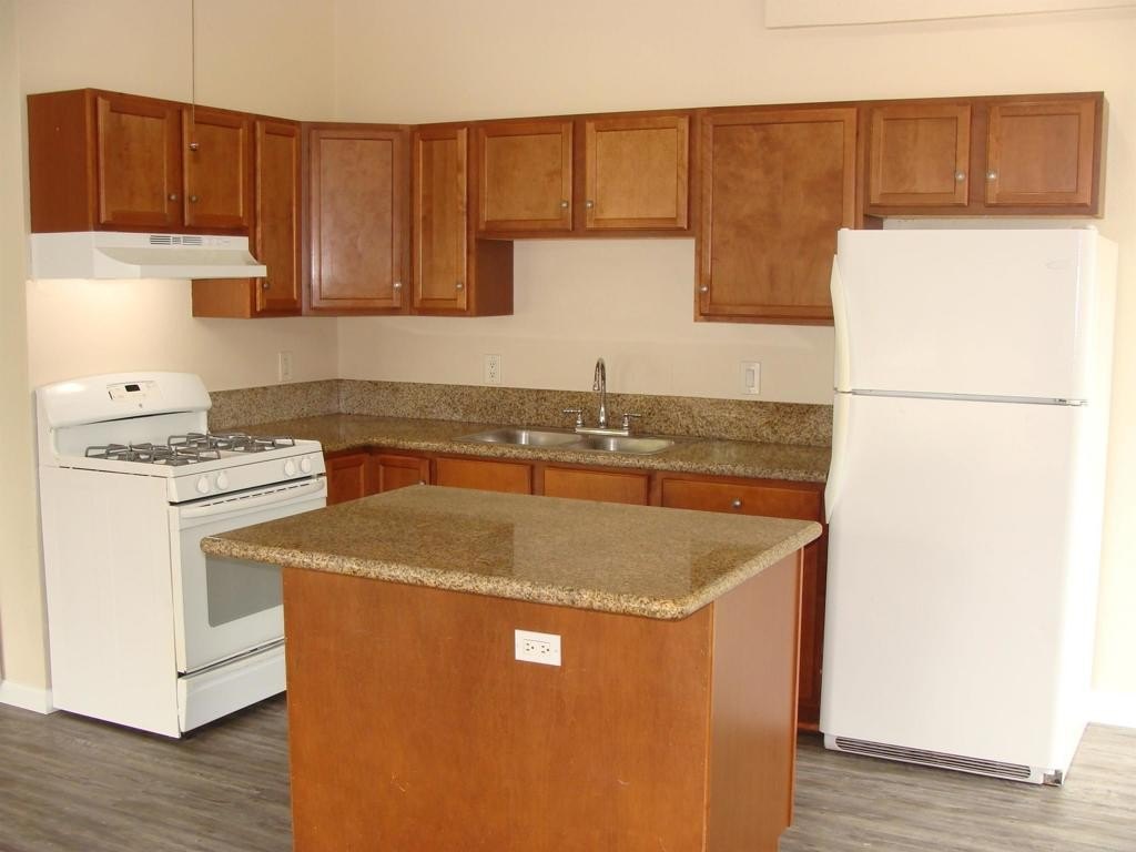 Lakeside, California, 92040, United States, 6 Bedrooms Bedrooms, ,3 BathroomsBathrooms,Residential,For Sale,1905871