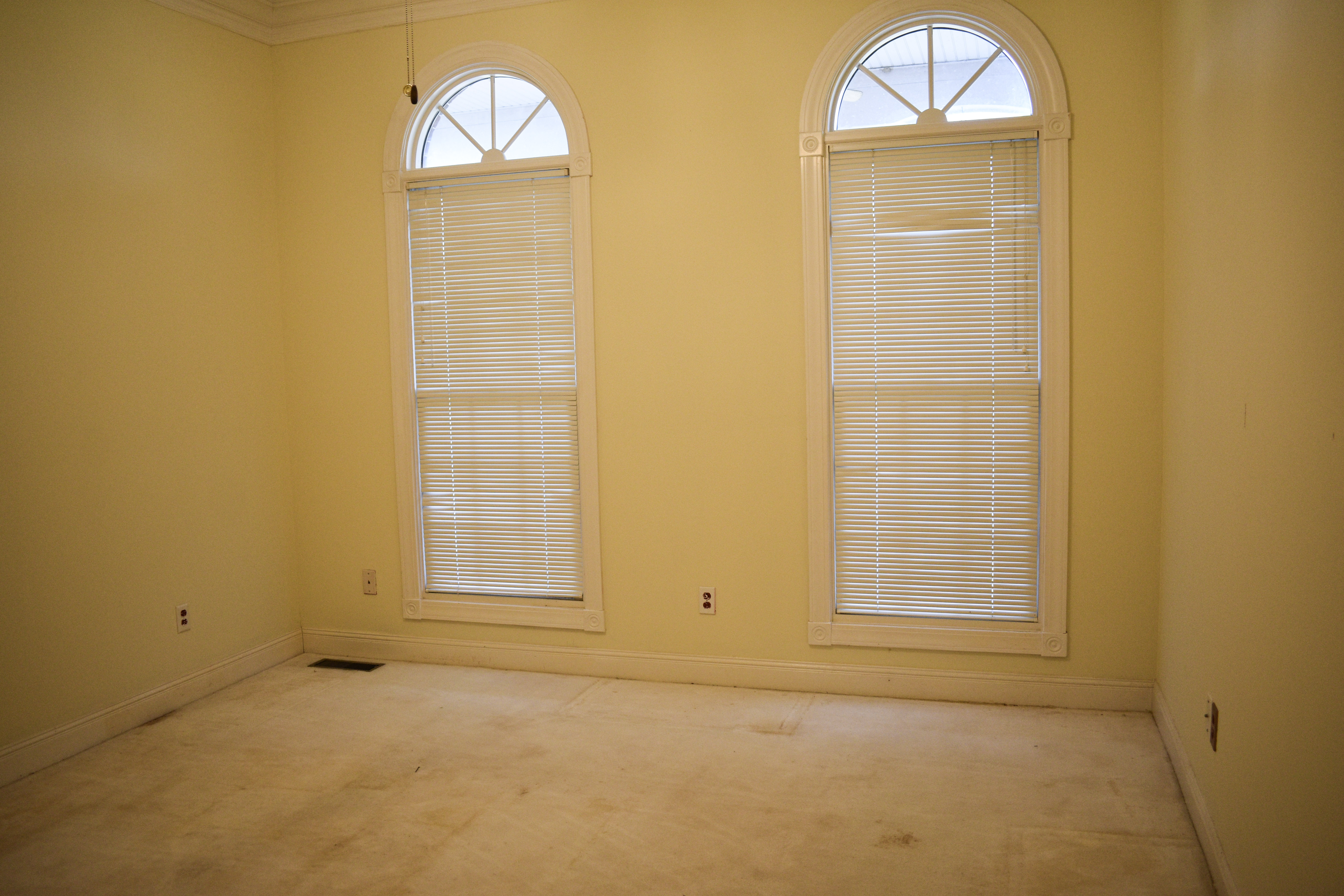 Union City, Tennessee, 38261, United States, 4 Bedrooms Bedrooms, ,4 BathroomsBathrooms,Residential,For Sale,1937100