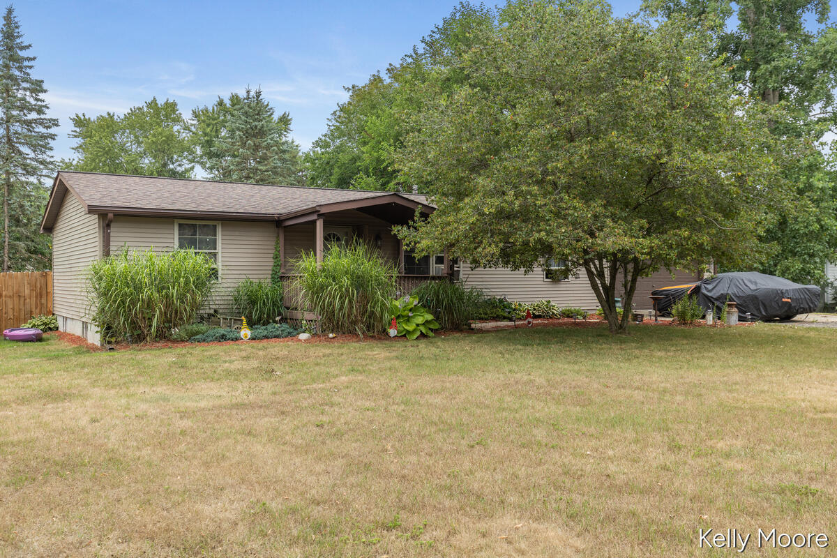 Bluewater Hwy, Ionia, MI 48846 #1