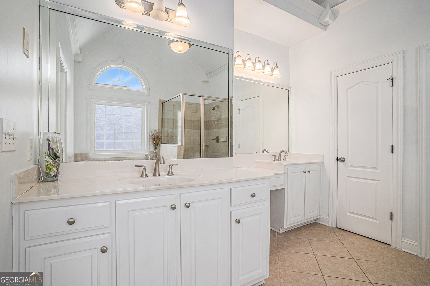 Conyers, Georgia, 30094, United States, 6 Bedrooms Bedrooms, ,4 BathroomsBathrooms,Residential,For Sale,1919419