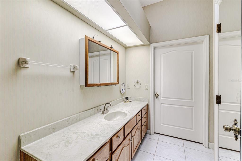 Lake Wales, Florida, 33898, United States, 2 Bedrooms Bedrooms, ,4 BathroomsBathrooms,Residential,For Sale,1908279