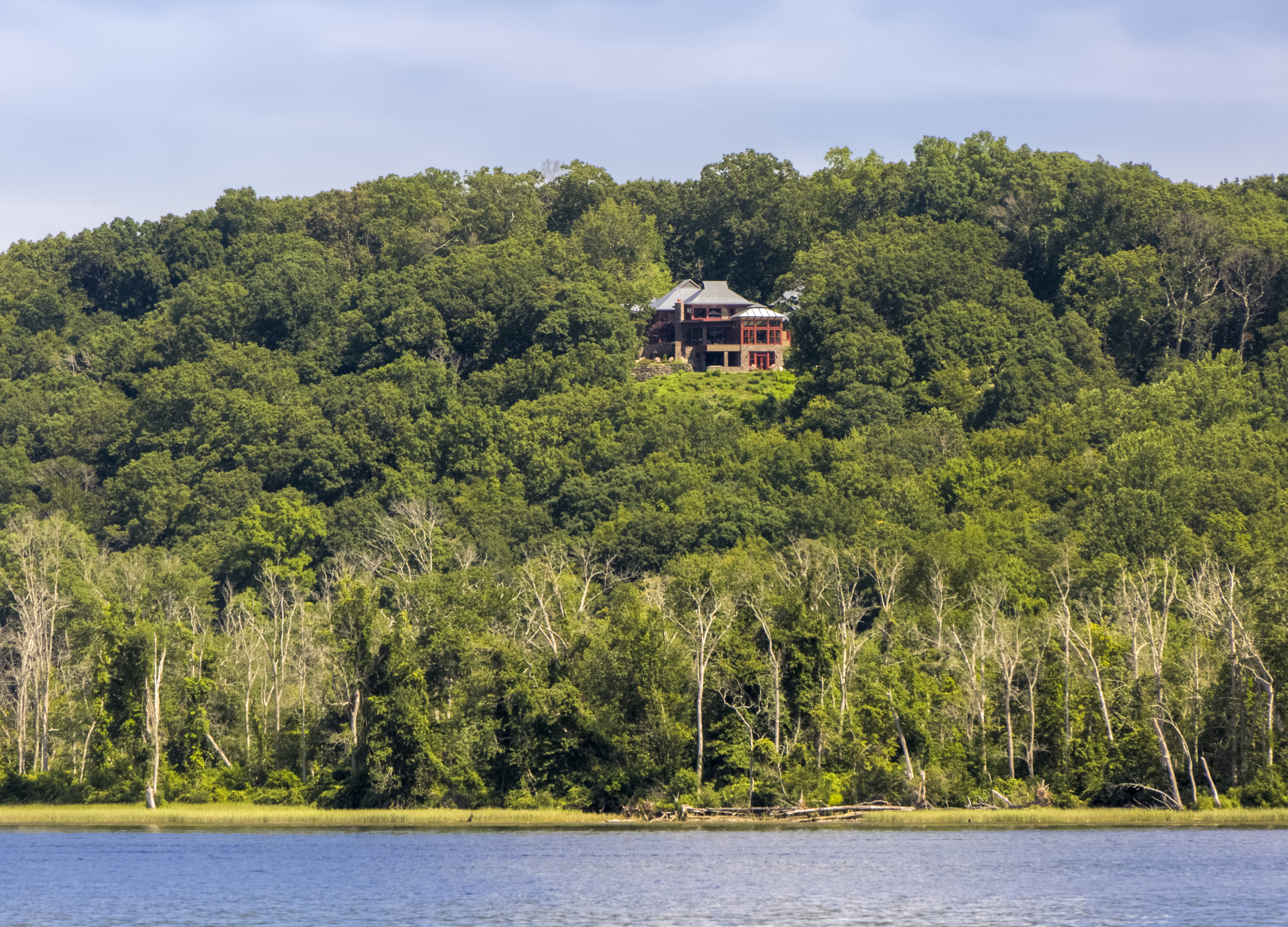  Majestically set on 15.22 Private Acres Overlooking The River - 物件實景