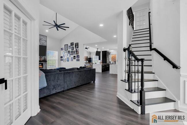 Bordentown Twp, New Jersey, 08505, United States, 4 Bedrooms Bedrooms, ,4 BathroomsBathrooms,Residential,For Sale,1989355