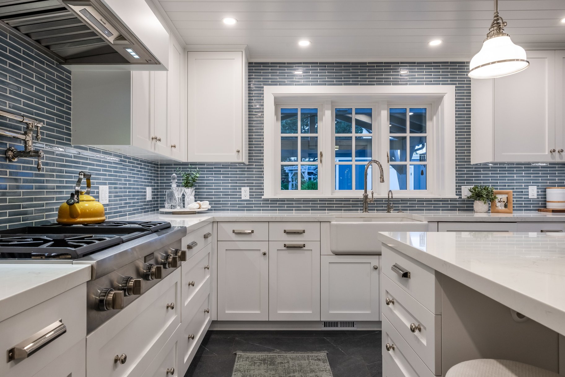  Tastefully Updated Holladay Rambler on .60 acre Manicured Lot - 物件實景
