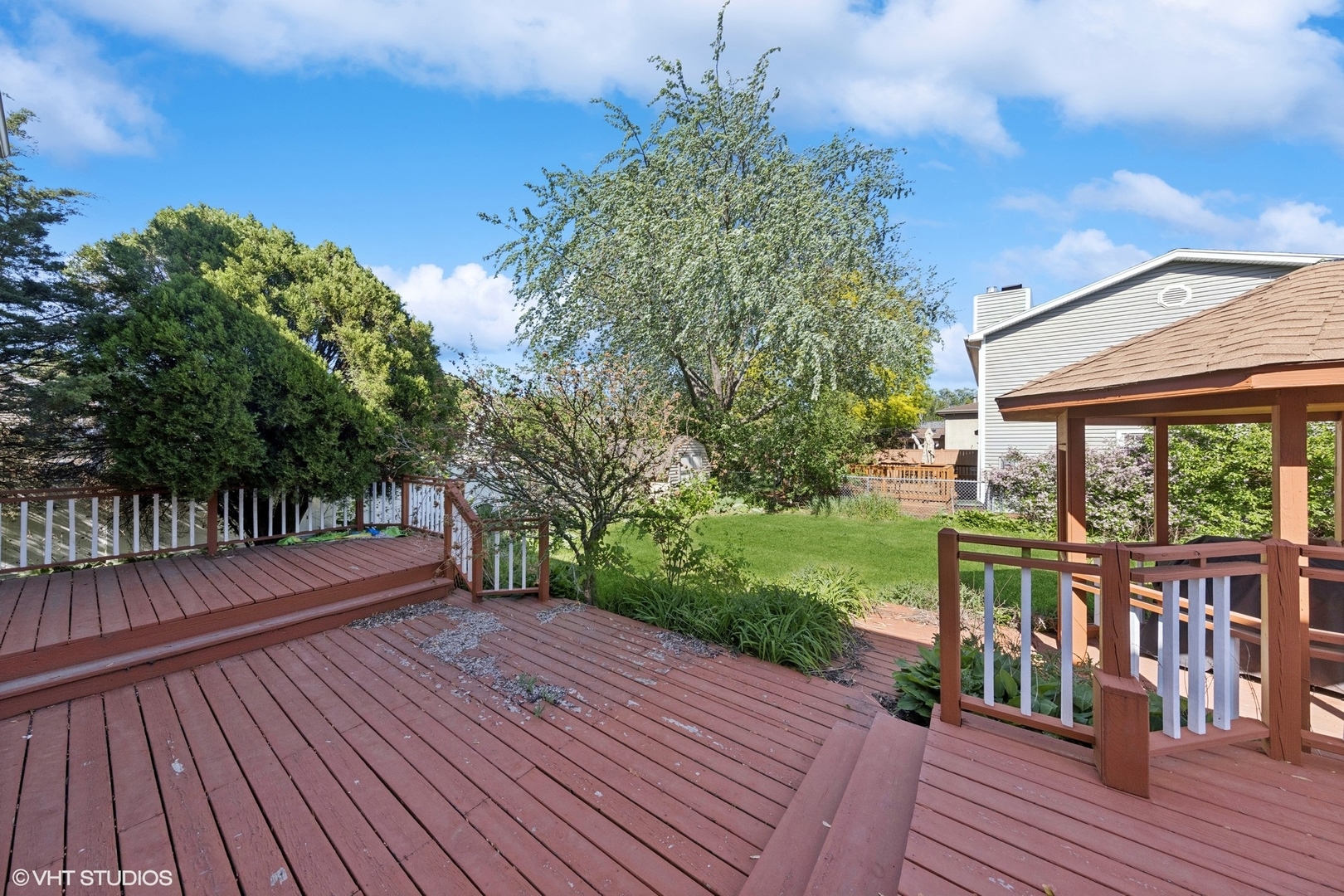 Glen Ellyn, Illinois, 60137, United States, 4 Bedrooms Bedrooms, ,3 BathroomsBathrooms,Residential,For Sale,1827602