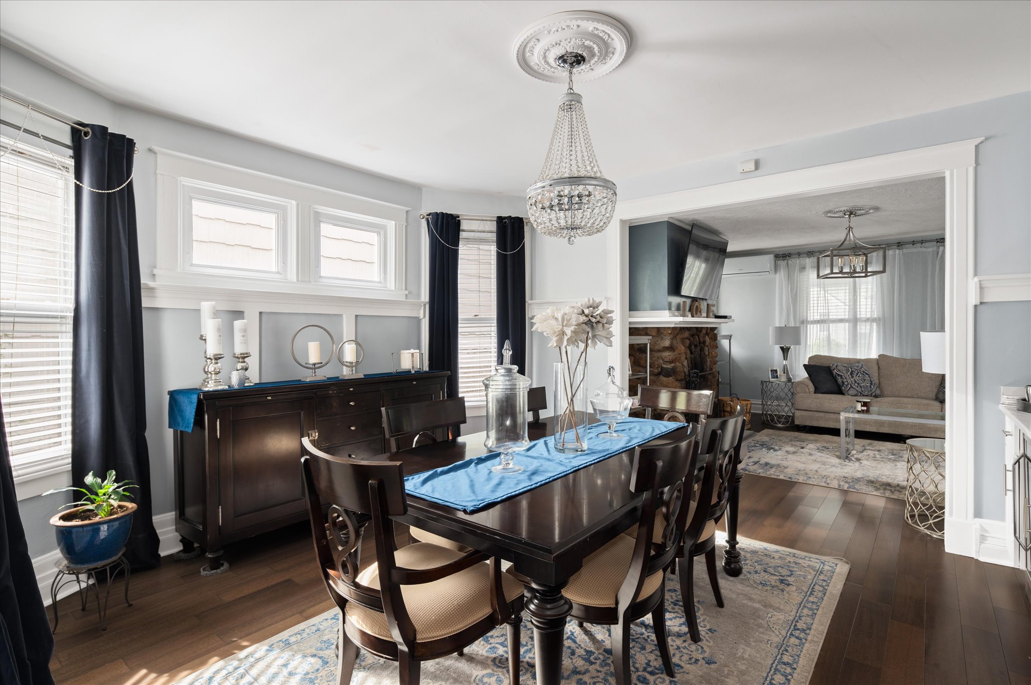  737 Bradley Street - 物件實景