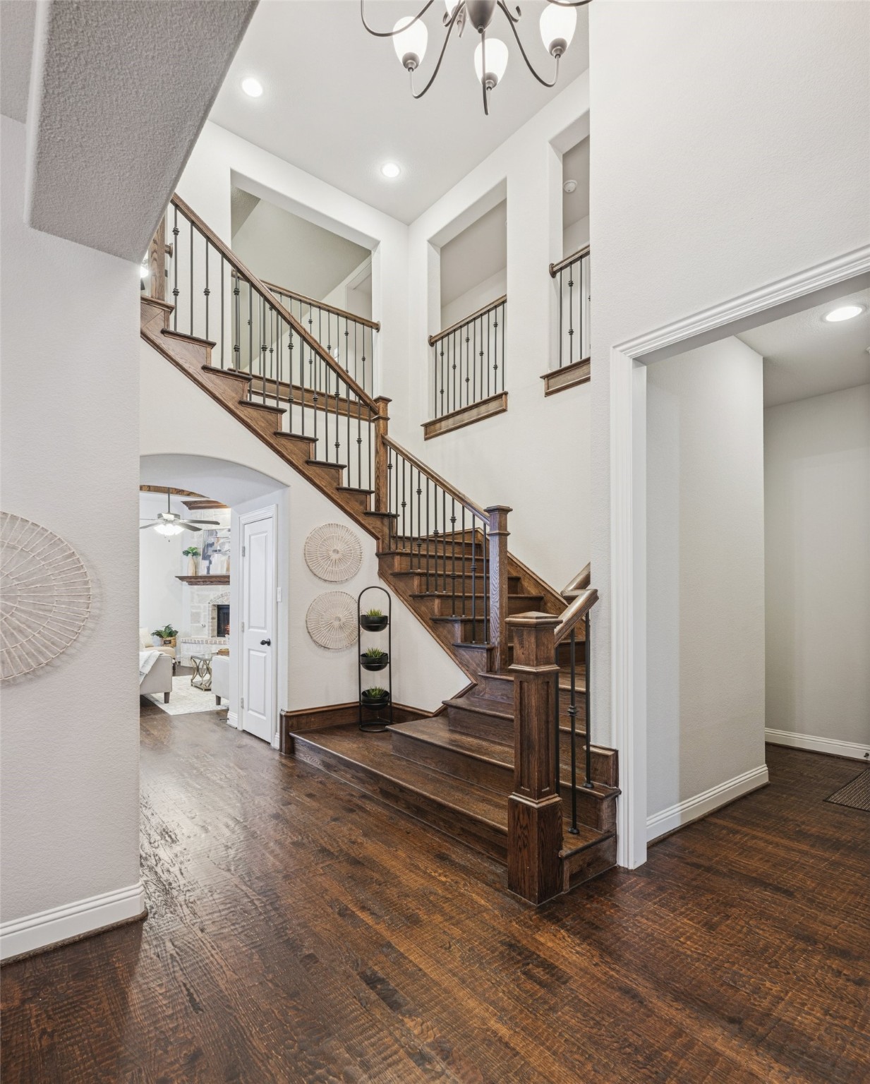 The Colony, Texas, 75056, United States, 3 Bedrooms Bedrooms, ,4 BathroomsBathrooms,Residential,For Sale,2003009