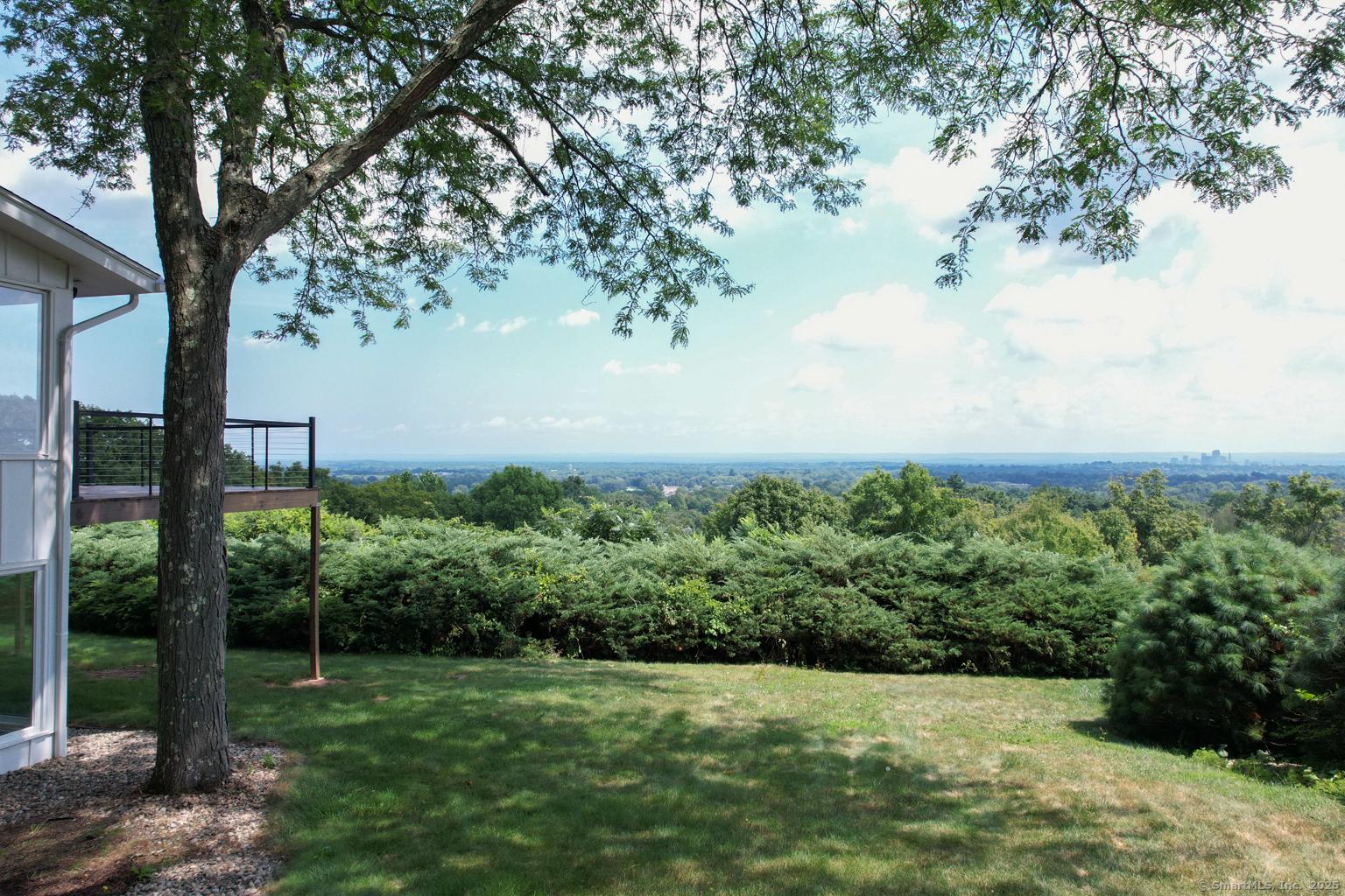 West Hartford, Connecticut, 06117, United States, 4 Bedrooms Bedrooms, ,3 BathroomsBathrooms,Residential,For Sale,1914164